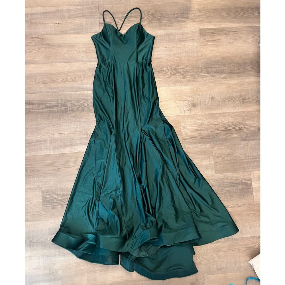 Blondie Nites by Stacy Sklar Emerald Green Fit and Flare Mermaid Evening Gown